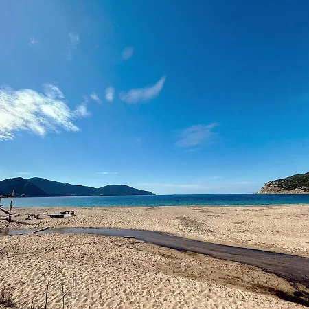 Apartman En Corse Les Pieds Dans L Eau Golfe De Lava